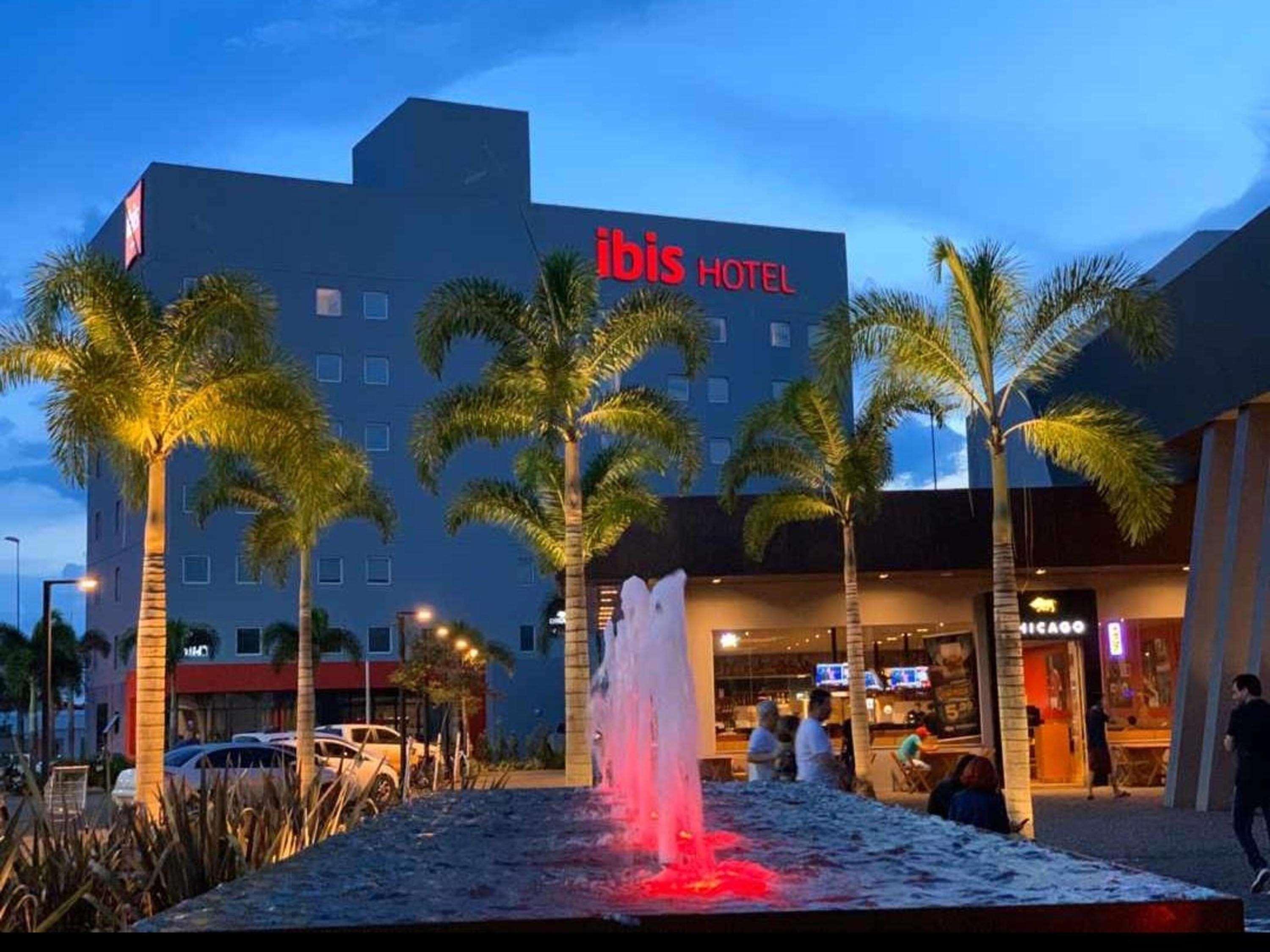 Hotel Ibis Jataí Extérieur photo