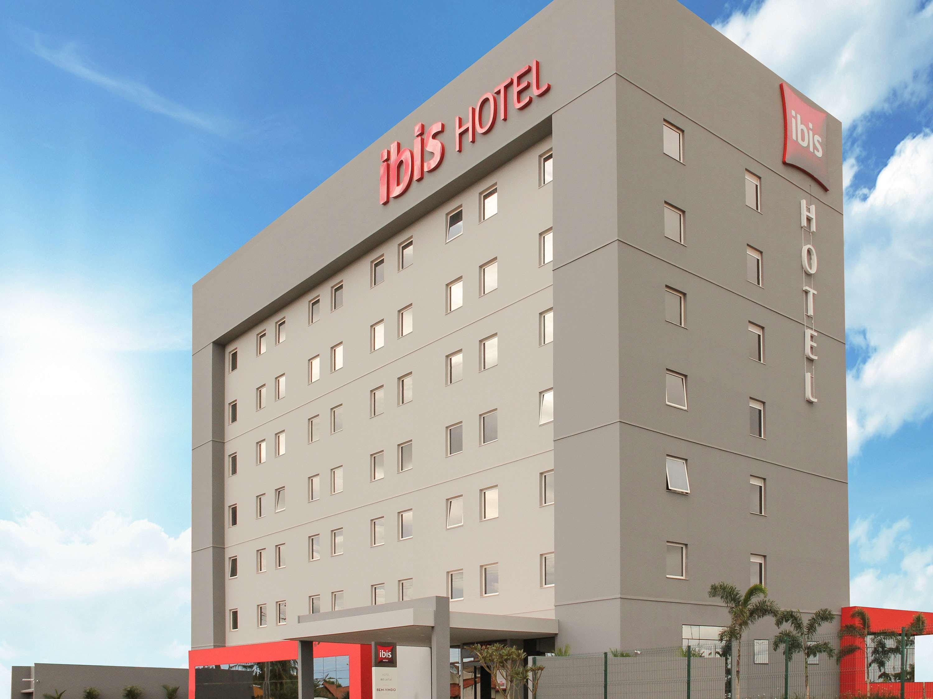 Hotel Ibis Jataí Extérieur photo