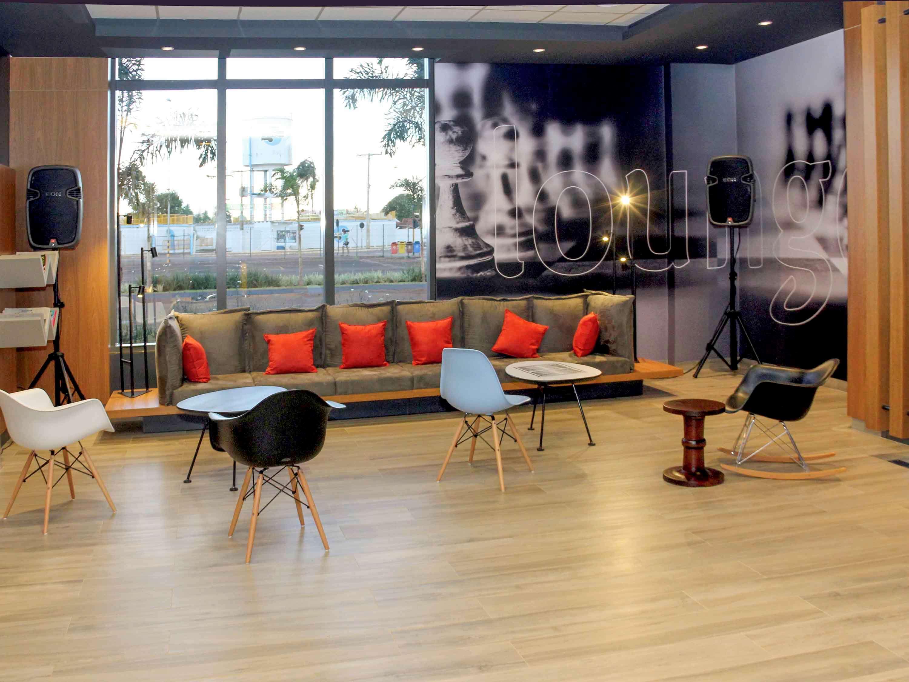 Hotel Ibis Jataí Extérieur photo