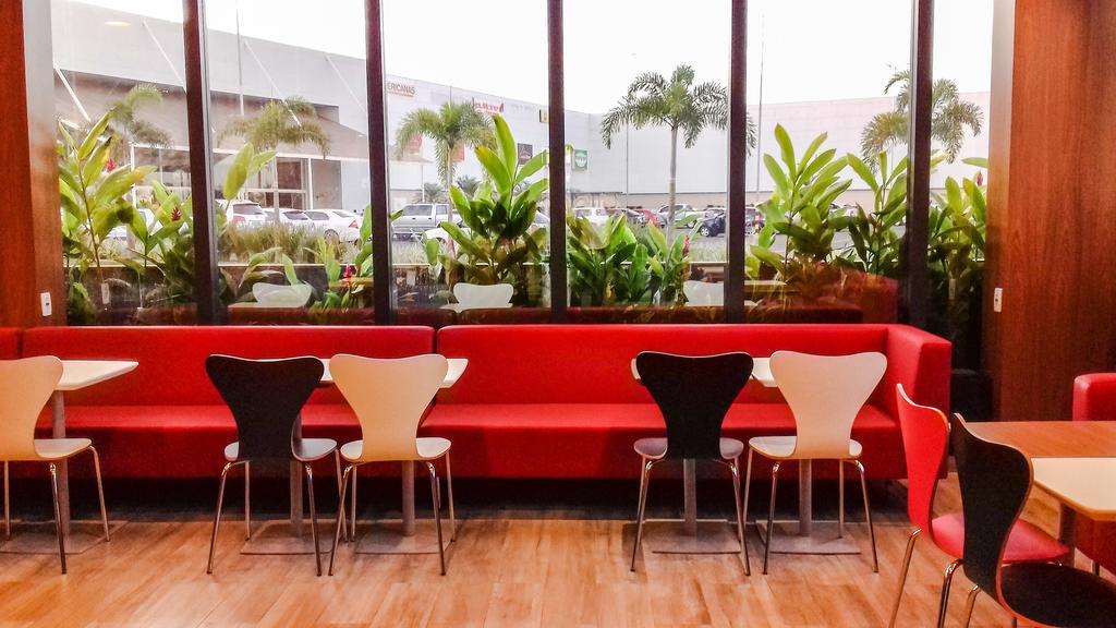 Hotel Ibis Jataí Extérieur photo