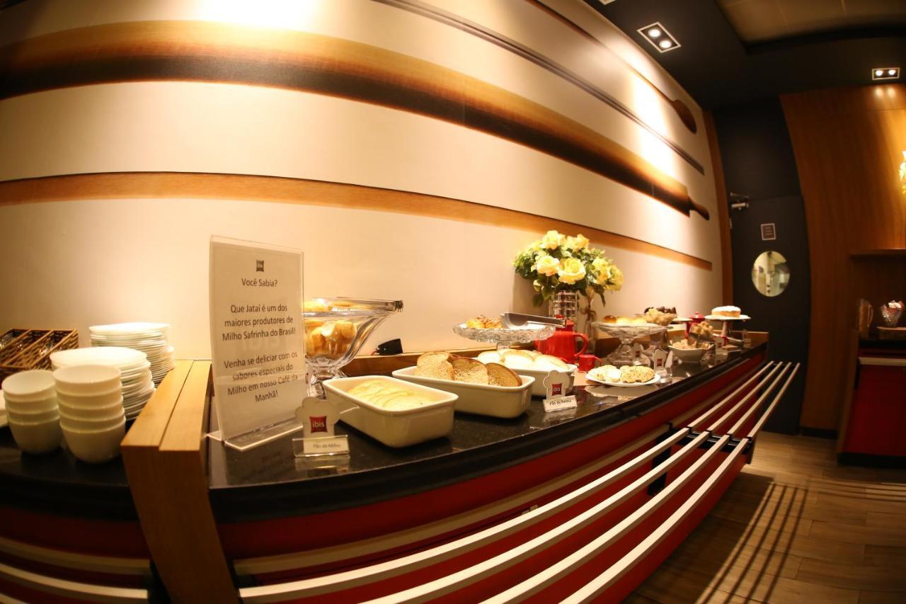 Hotel Ibis Jataí Extérieur photo